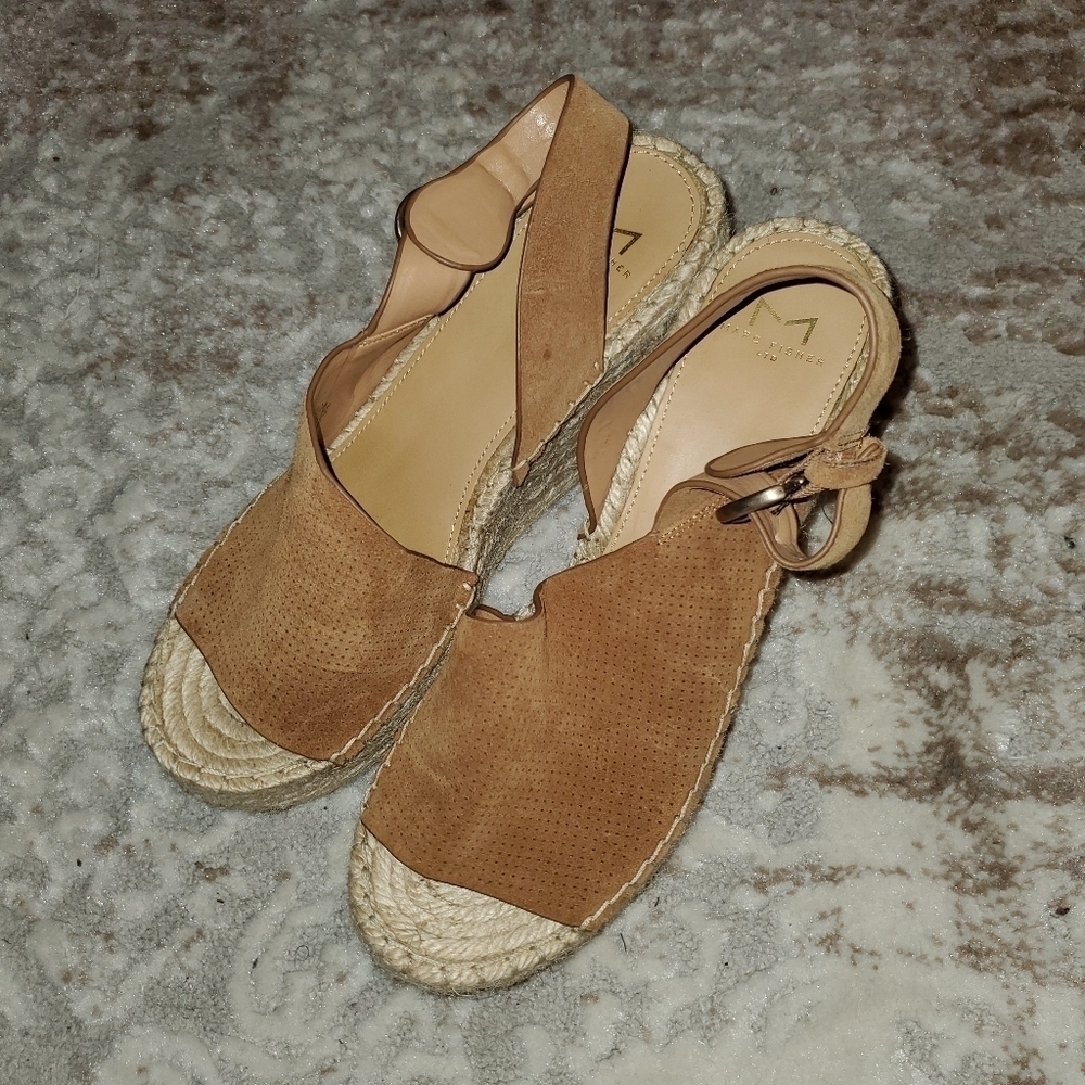MARC FISHER PLATFORN WEDGE SANDALS - Picture 3 of 5